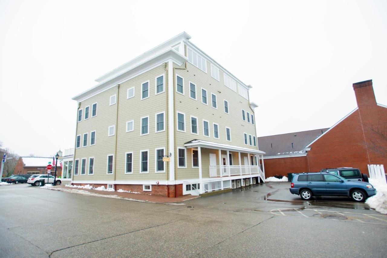 84 Main Hotel Кенебънк Екстериор снимка